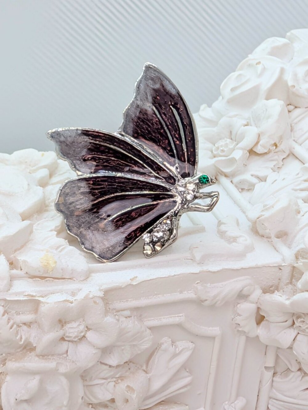 NEW Purple Enamel Butterfly Put 'Em Pin - Picture 2 of 5